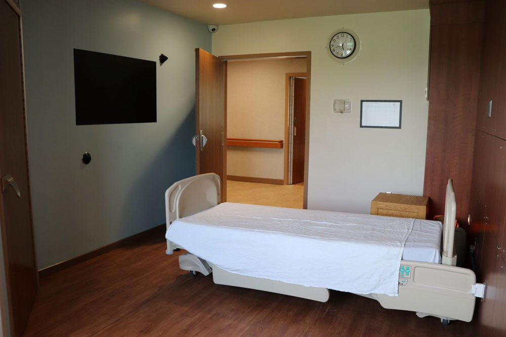<b>One of 12 patient rooms in the new Geriatric Behavioral Health unit at Fort Madison Community Hospital in Fort Madison, Iowa.	</b>